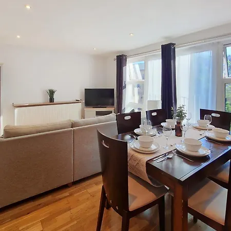 Ao Home Lettings - Ferry Quays - Brentford